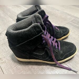 Nike Dunk Sky High Black
Court Purple Sneakers Size 8.5
